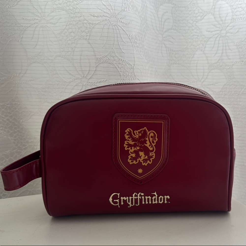 Gryffindor Red Cosmetic Bag